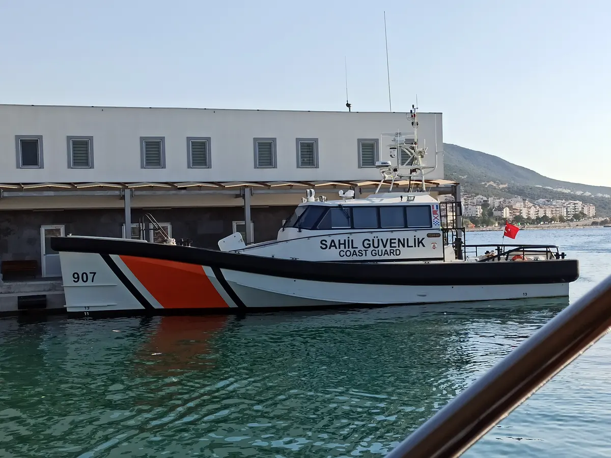 Dikili Bademli Koyları ve Kalem Adası Turu — fotoğraf 3