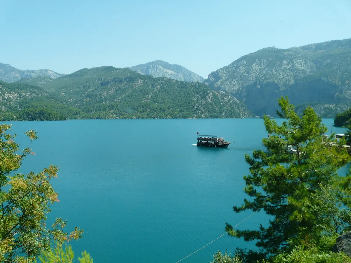 Green Canyon Göl Tekne Turu — fotoğraf 9