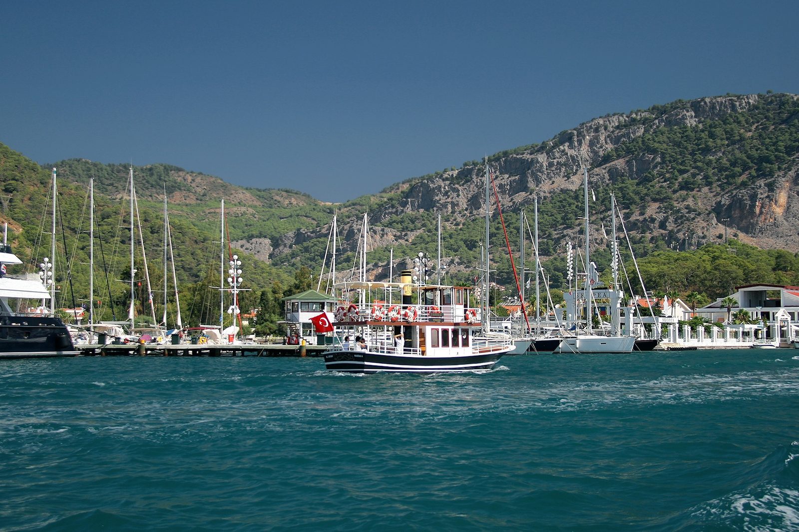 Göcek Sessiz ve Alkolsüz Günlük Tekne Turu — fotoğraf 4