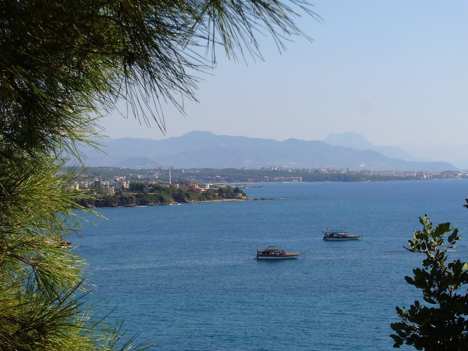 Yunus Adası ve Karaburun Koyu Tekne Turu