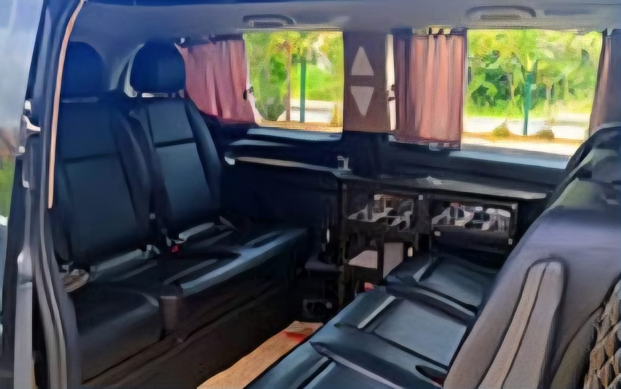 1-2 Taxi Transfer — Sedan taksi